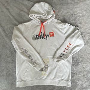 Nike “just do it” hoodie🧡🐅